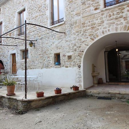 Grand Gite Salavas Exterior photo