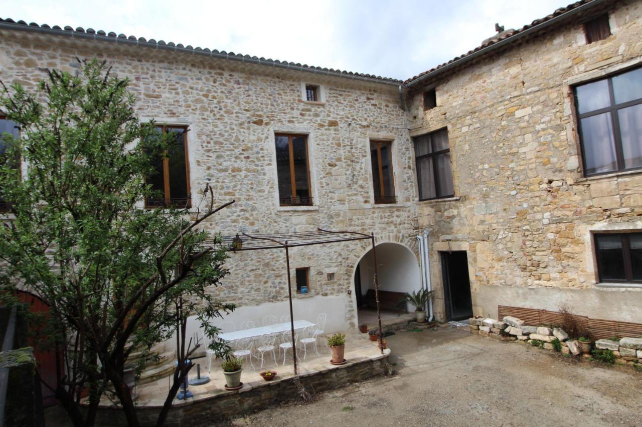 Grand Gite Salavas Exterior photo